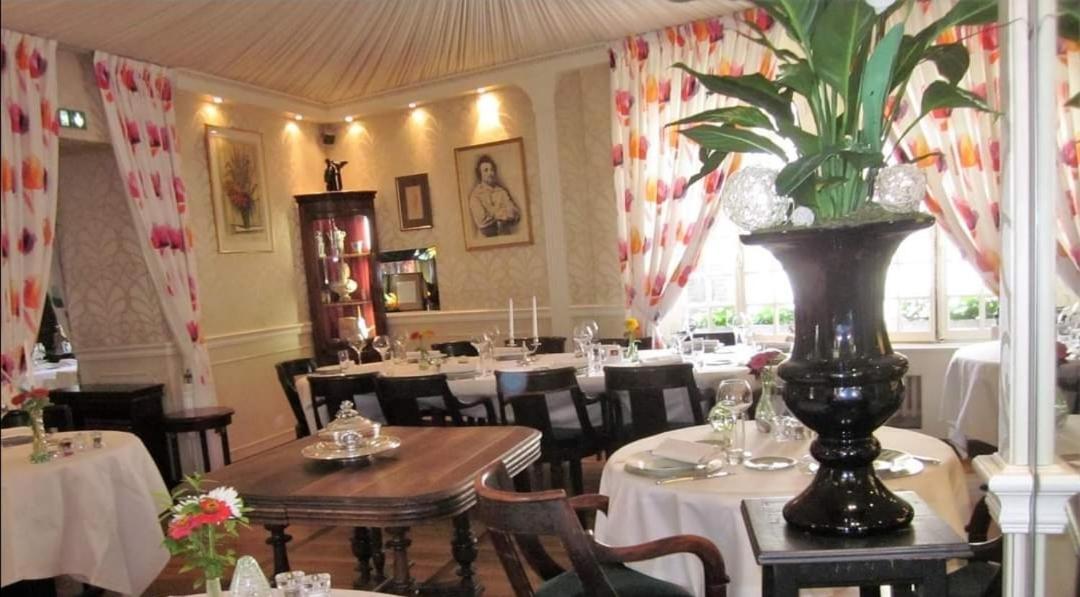 Hotel La Cognette A 25 Kilometres De Chateauroux Et 30 Kilometres De Bourges イスダン エクステリア 写真