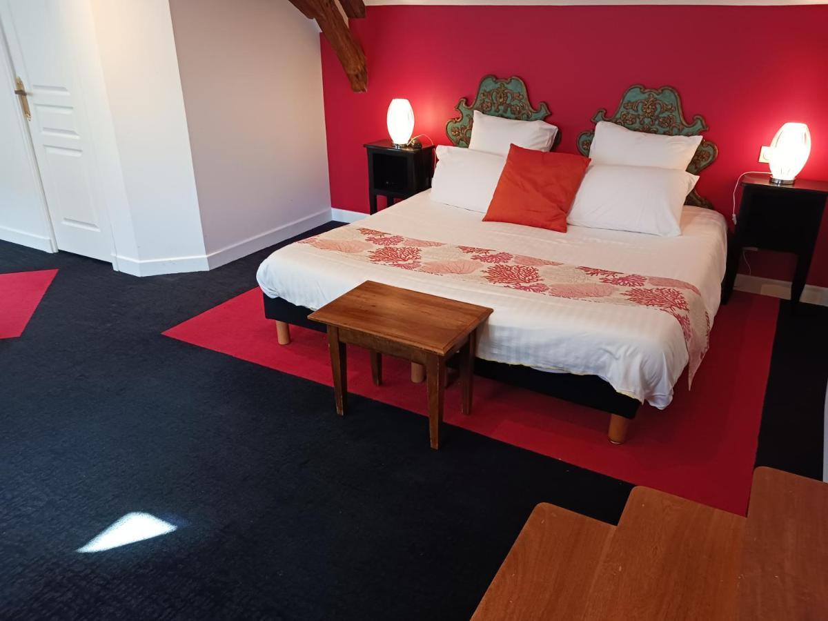 Hotel La Cognette A 25 Kilometres De Chateauroux Et 30 Kilometres De Bourges イスダン エクステリア 写真