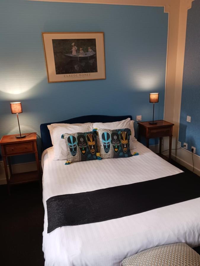 Hotel La Cognette A 25 Kilometres De Chateauroux Et 30 Kilometres De Bourges イスダン エクステリア 写真